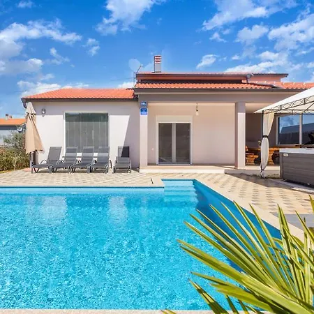 Domus Olea Villa